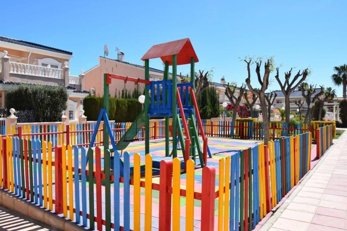 Gran Alicante Bungalow In Beach Resort Puerto Marino Exterior photo
